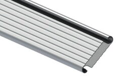 Rolltor-Lamelle von Krispol Modell R1 AD mit Dämmung und Aluminium-Ummantelung