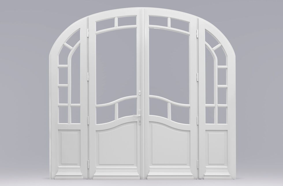 Holztür mit Rundbogen und Seitenteilen in Weiß