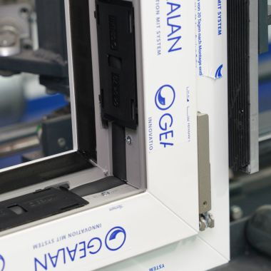 Productie van Gealan STV – statische droogverglazing