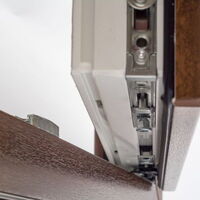 Fensterbeschlag mit Pilzkopfzapfen