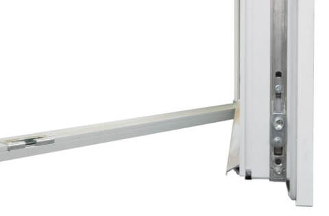 Balkontür in Weiß mit niedriger Schwelle