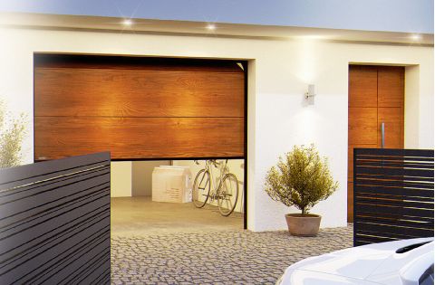 Sektionaltor verharrt auf halber Höhe mit Federung