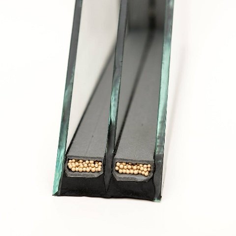 3-fach Verglasung mit warmer Kante Swisspacer