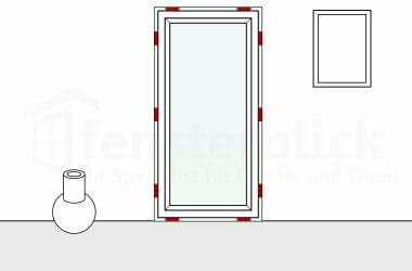Balkontür einsetzen und fixieren