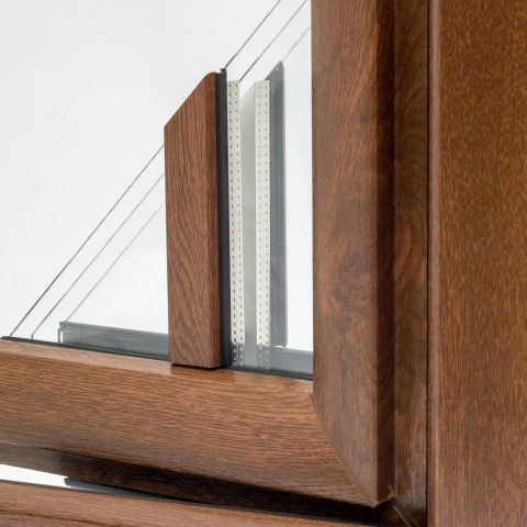 Kunststofffenster mit aufgesetzter Sprosse und 2-Duplex