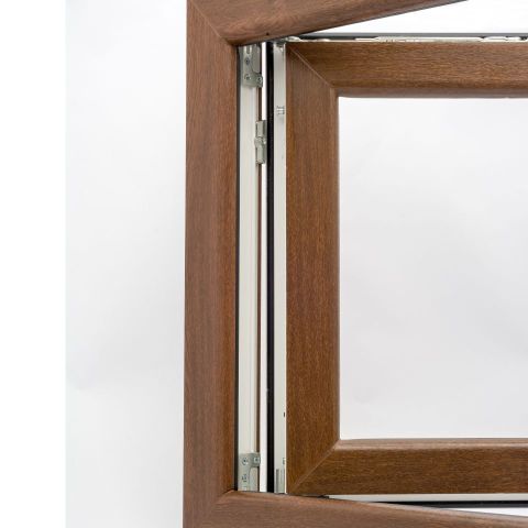 Kunststof kozijnen met verdekt liggend beslag