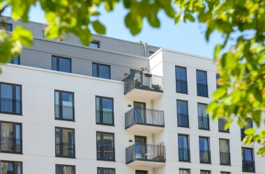 Bodentiefe Fenster in Anthrazit für modernes Design