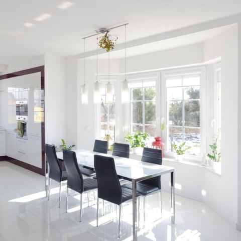 Sprossenfenster aus Kunststoff in Weiß