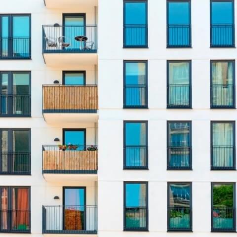 Bodentiefe Fenster für moderne Architektur