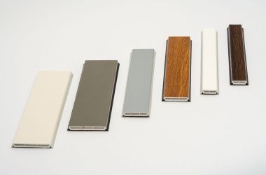 Aufgeklebte Kunststoff-Sprossen Farben