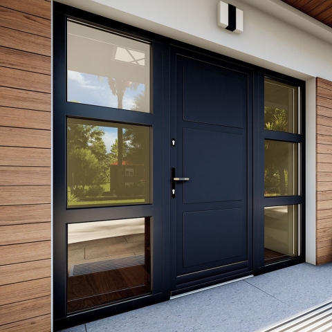 Holz-Haustür mit Seitenteilen in Dunkelgrau